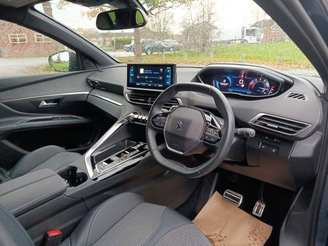 2023 Peugeot 5008 1.2 PureTech Allure Premium + SUV 5dr Petrol EAT Euro 6 (s/s) (130 ps)