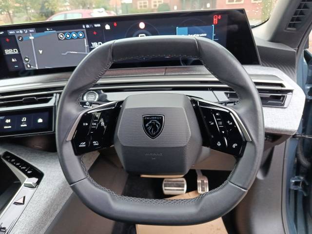 2024 Peugeot 5008 1.2 HYBRID Allure SUV 5dr Petrol Hybrid e-DSC6 Euro 6 (s/s) (136 ps)