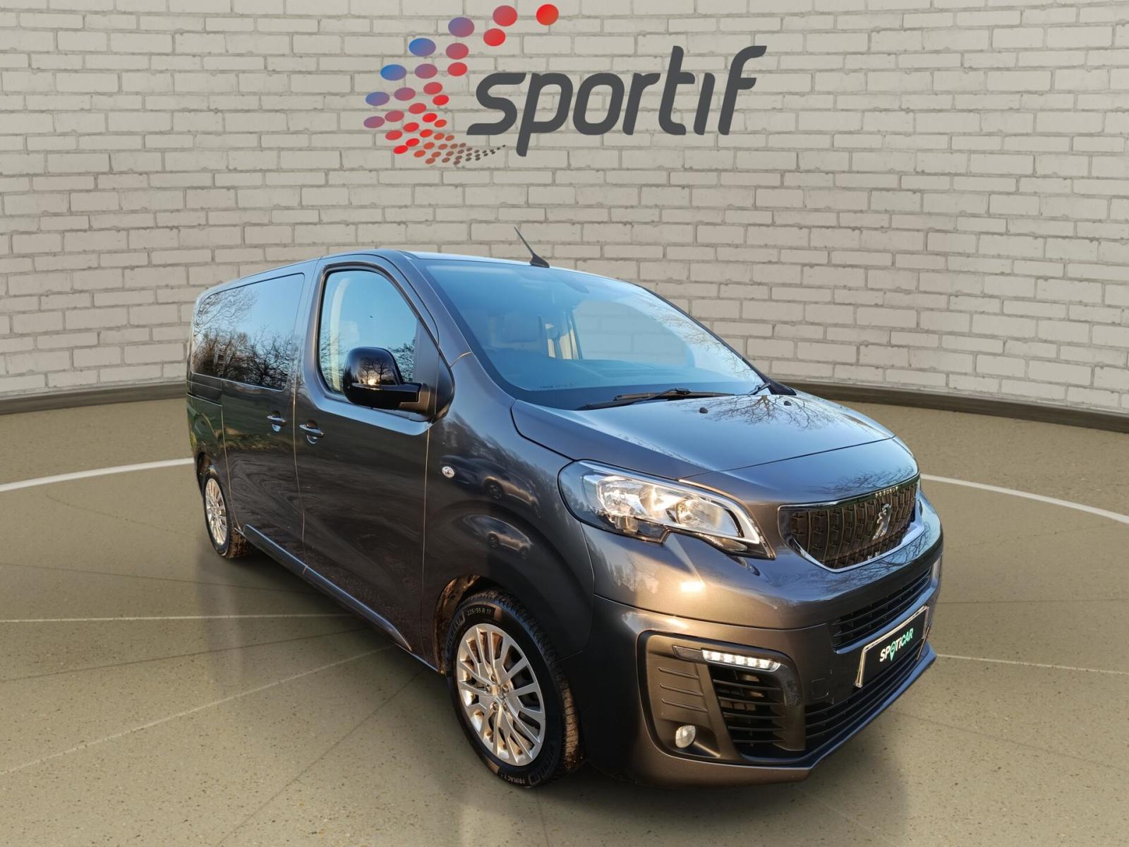 2018 Peugeot Traveller