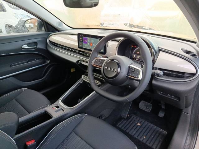 2025 Fiat 600 1.2 MHEV SUV 5dr Petrol Hybrid e-DCT Euro 6 (s/s) (136 ps)