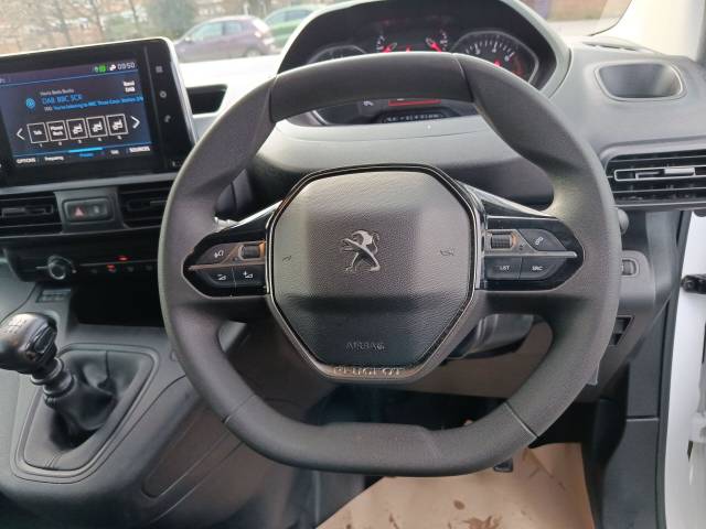 2022 Peugeot Partner 1.5 BlueHDi 950 Professional Premium Long Panel Van 6dr Diesel Manual LWB Euro 6 (100 bhp)