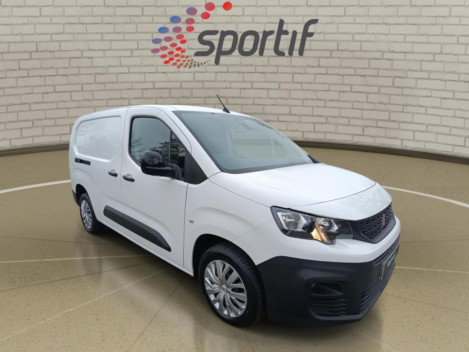 2022 Peugeot Partner