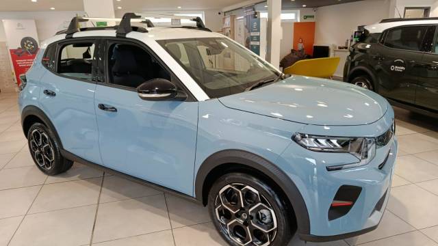 2025 Citroen e-C3 Standard Range 44kWh PLUS Auto 5dr (7.4kW Charger)