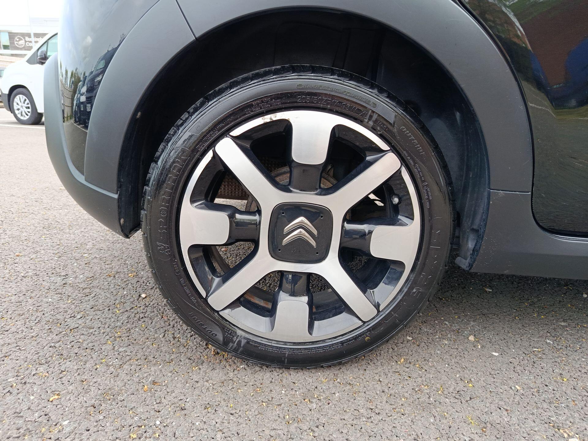 2018 Citroen C3 thumbnail 9