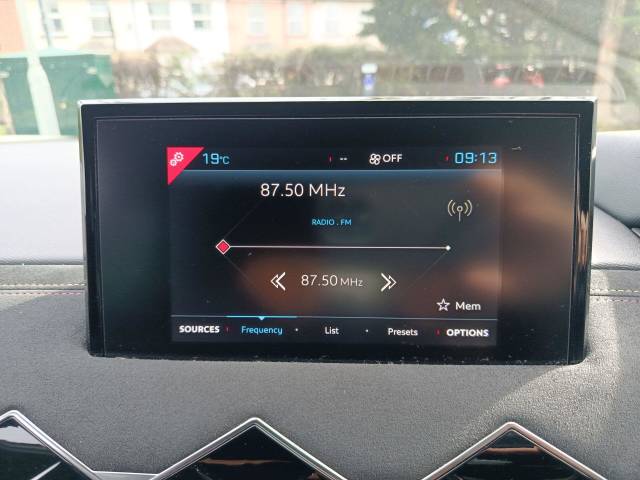 2021 DS AUTOMOBILES DS 3 CROSSBACK E-TENSE 50kWh Performance Line Crossback 5dr Electric Auto (136 ps)