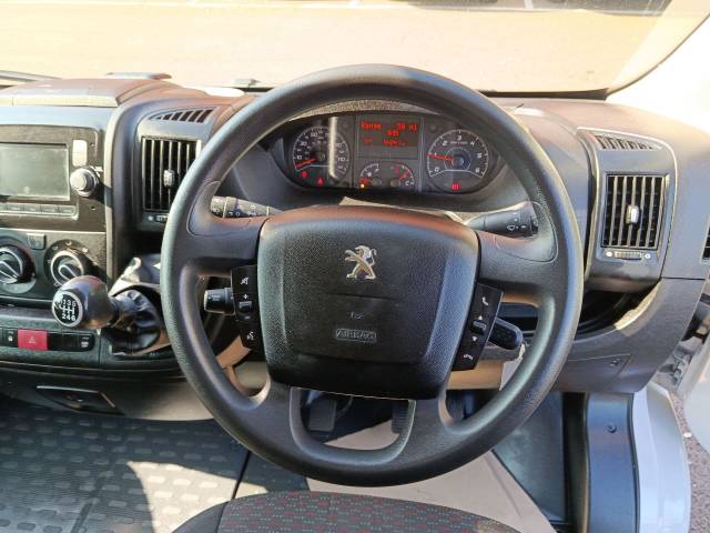 2022 Peugeot Boxer 2.2 BlueHDi 335 Professional Panel Van 5dr Diesel Manual L3 H2 Euro 6 (s/s) (140 ps)