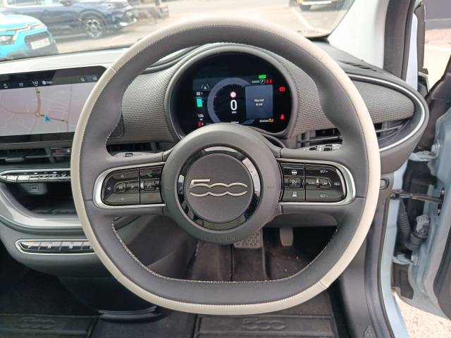 2022 Fiat 500e 42kWh La Prima Hatchback 3dr Electric Auto (118 ps)