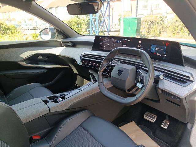 2025 Peugeot 3008 1.2 Allure SUV 5dr Petrol Hybrid e-DSC6 Euro 6 (s/s) (136 ps)