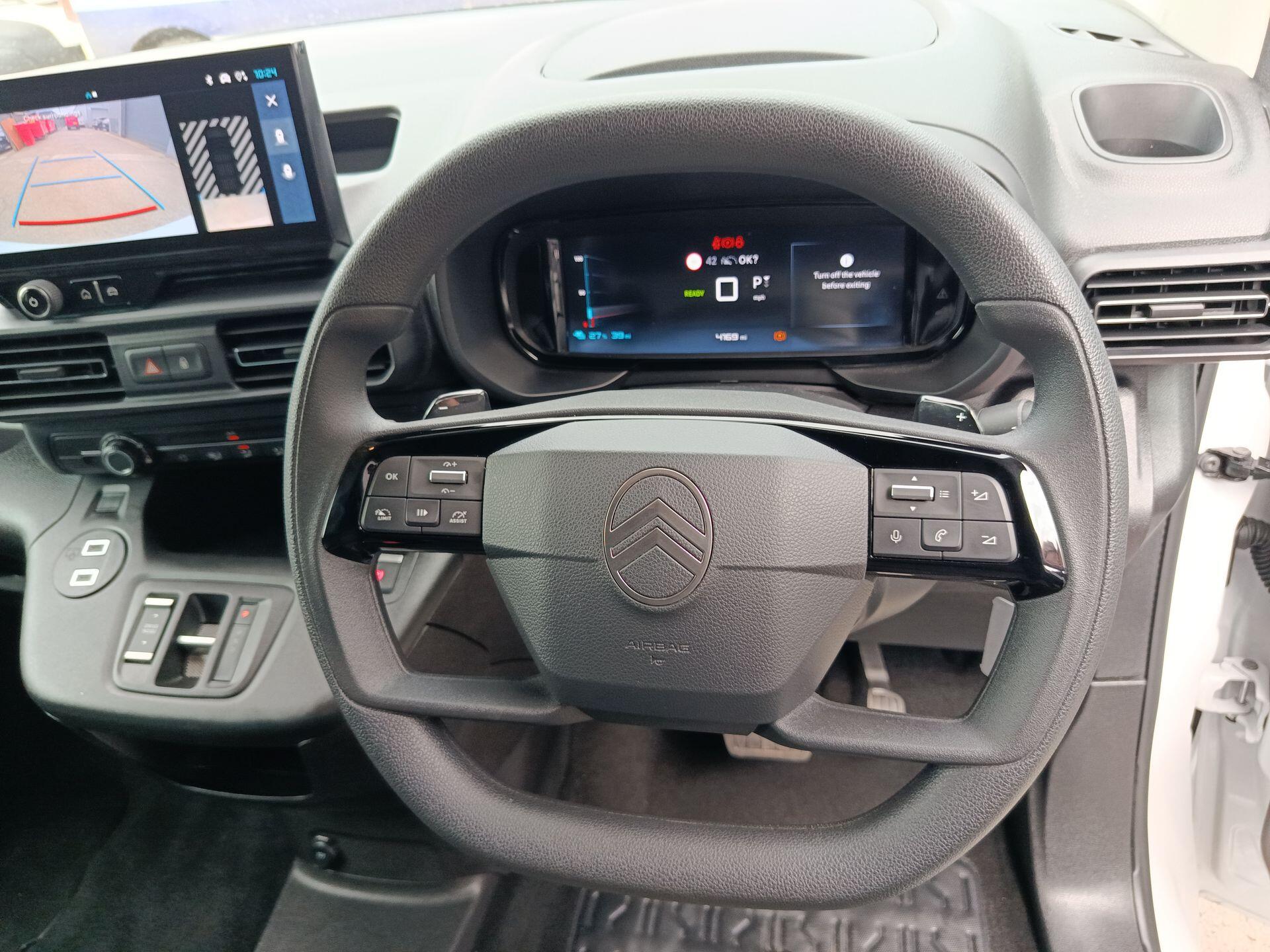 2024 Citroen Berlingo thumbnail 3