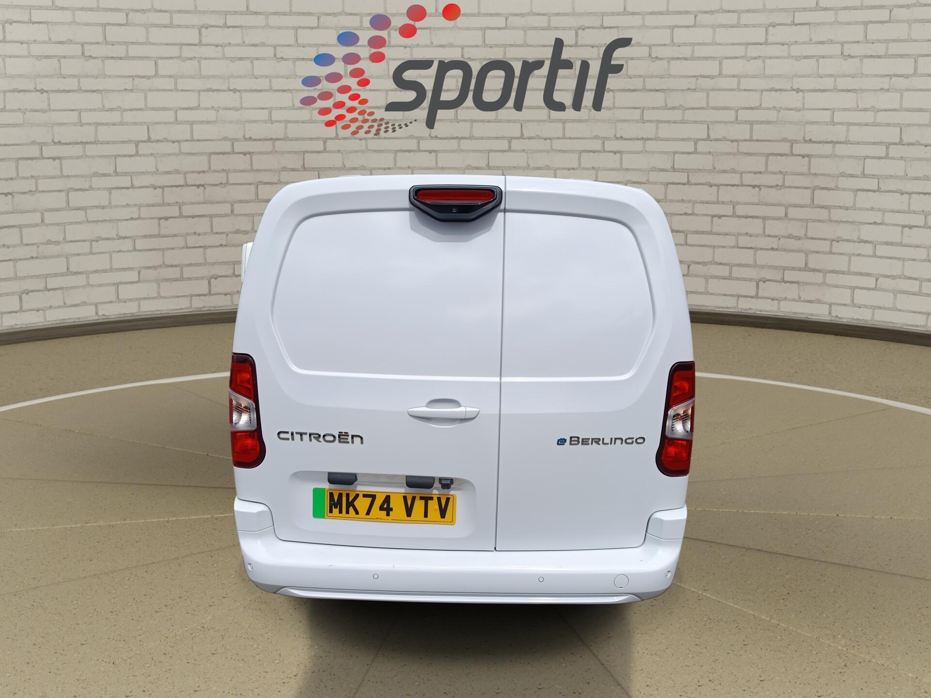 2024 Citroen Berlingo thumbnail 23