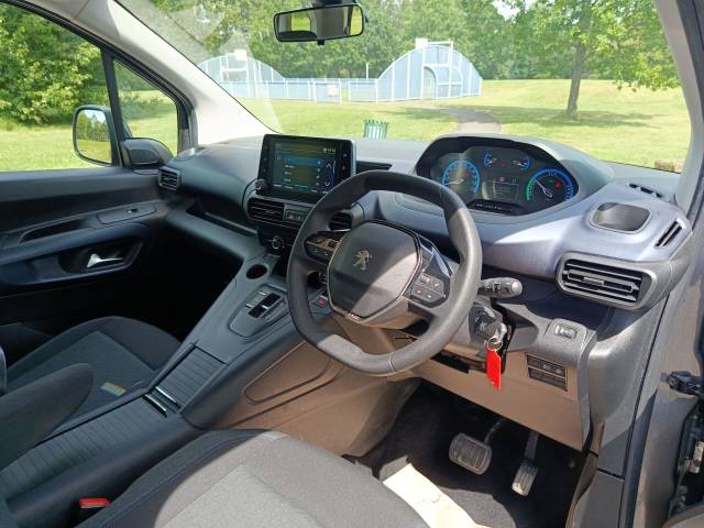 2023 Peugeot e-Rifter 50kWh Allure Long MPV 5dr Electric Auto (7.4kW Charger) (136 ps)