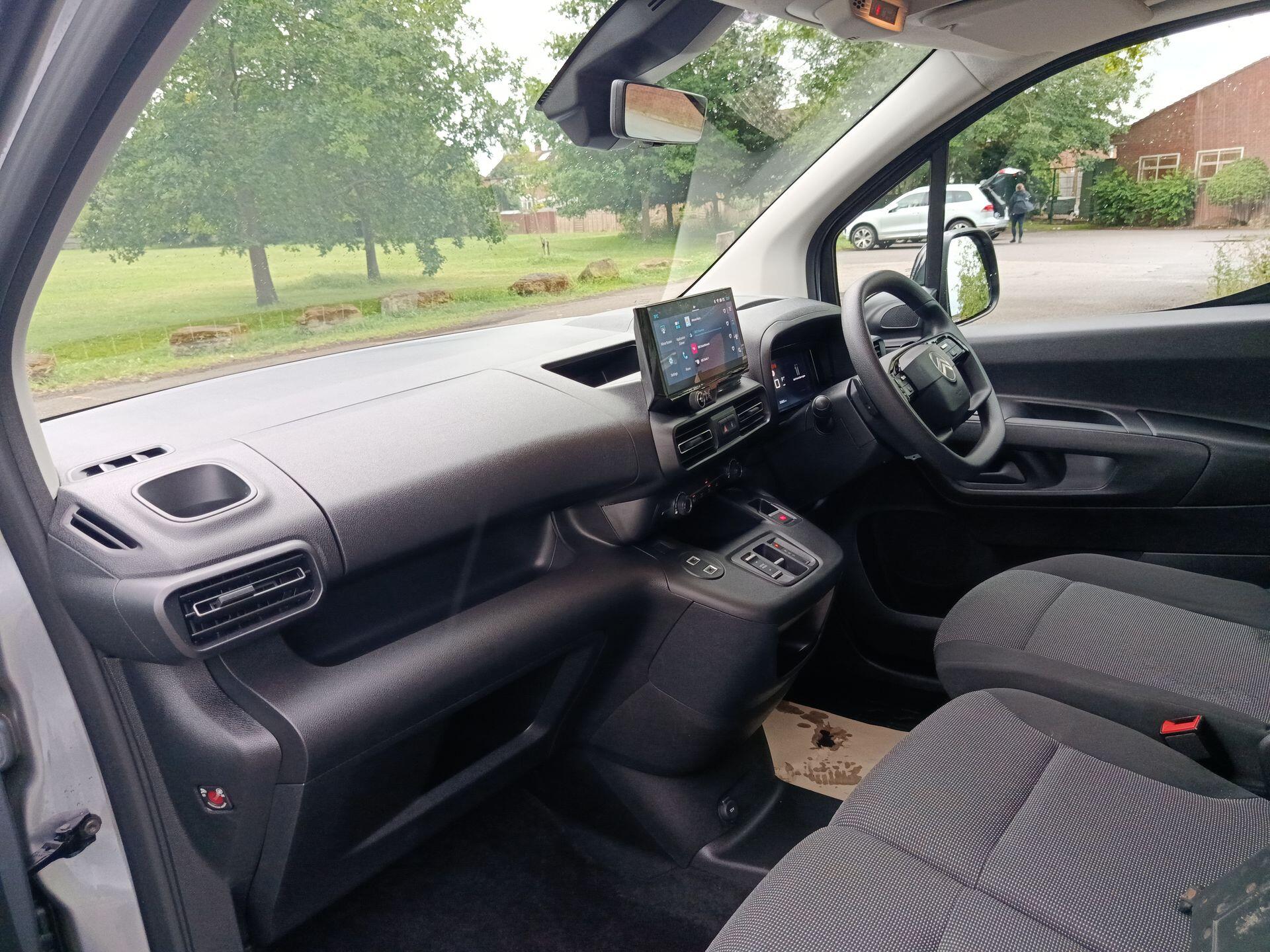 2024 Citroen Berlingo thumbnail 15