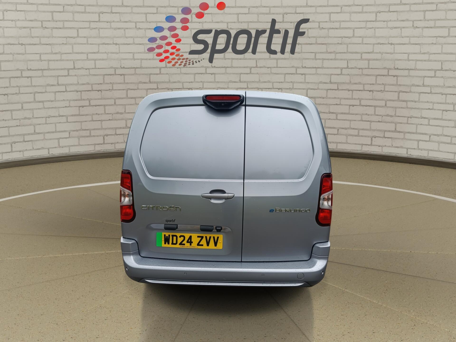 2024 Citroen Berlingo thumbnail 24