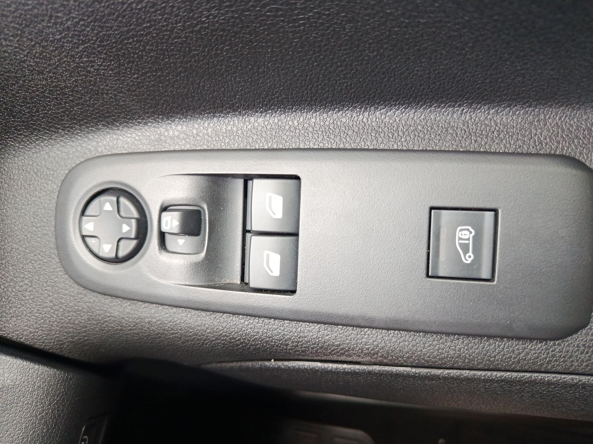 2024 Citroen Berlingo thumbnail 6