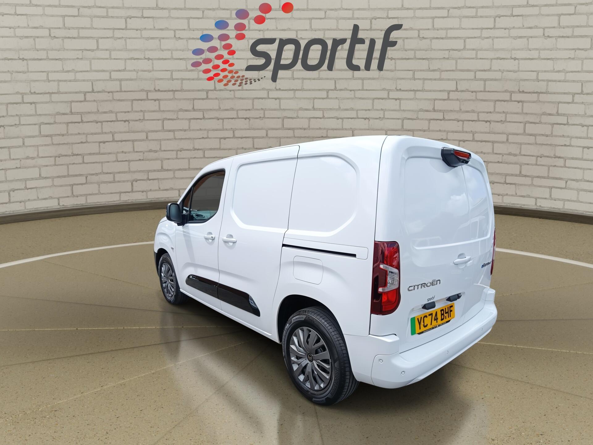 2024 Citroen Berlingo thumbnail 20