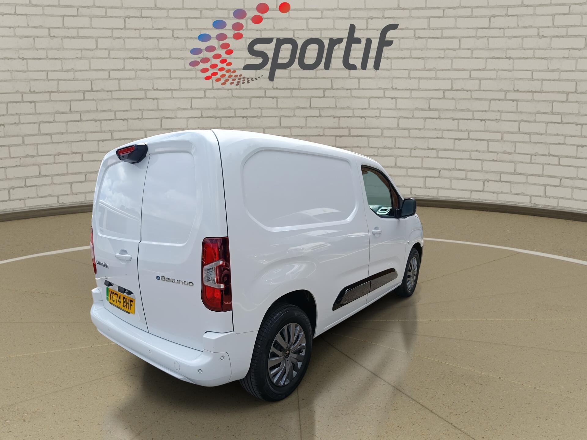 2024 Citroen Berlingo thumbnail 22
