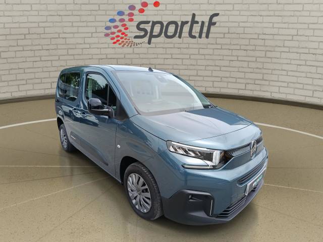 Citroen Berlingo 1.2 PureTech PLUS M Combi Van Double Cab 5dr Petrol Manual Euro 6 (s/s) (110 ps) MPV Petrol Kiama