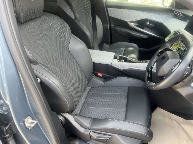 2025 Peugeot 3008 1.2 GT SUV 5dr Petrol Hybrid e-DSC6 Euro 6 (s/s) (136 ps)