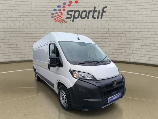 Peugeot Boxer 2.2 BlueHDi 335 Professional Panel Van 5dr Diesel EAT8 L3 H2 Euro 6 (s/s) (140 ps) Panel Van Diesel ice
