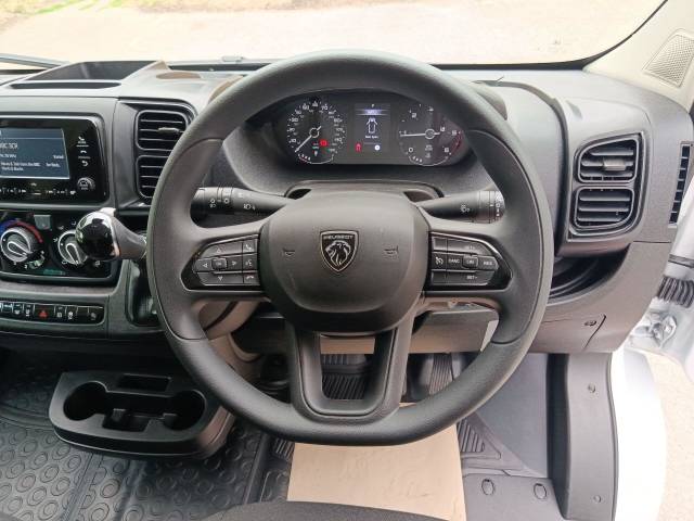 2025 Peugeot Boxer 2.2 BlueHDi 335 Professional Panel Van 5dr Diesel EAT8 L3 H2 Euro 6 (s/s) (140 ps)
