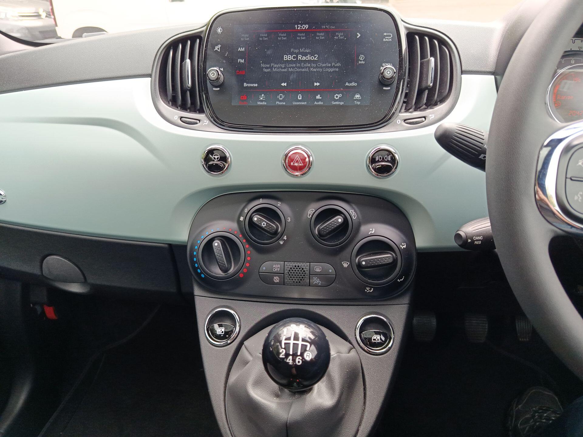 2023 Fiat 500 thumbnail 11