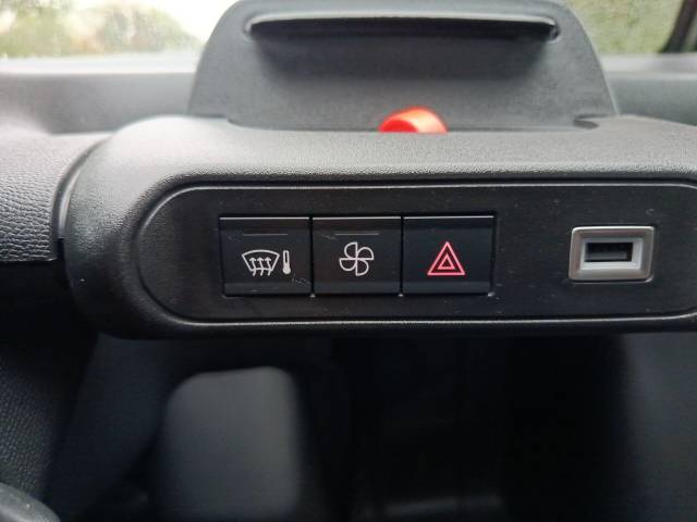 2025 Citroen Ami 5.4kWh Coupe 2dr Electric Auto (LHD) (8 ps)