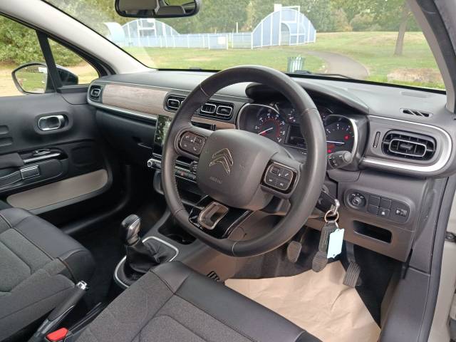 2023 Citroen C3 1.2 PureTech Shine Plus Hatchback 5dr Petrol Manual Euro 6 (s/s) (83 ps)
