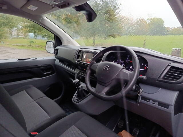 2022 Citroen Dispatch 1.5 BlueHDi 1000 Enterprise Pro M Panel Van 6dr Diesel Manual FWD 2 Euro 6 (s/s) (100 ps)